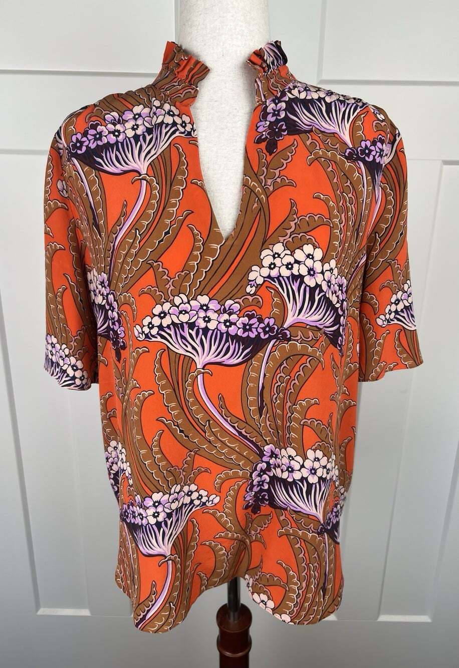 Ann Taylor Silk Blouse M Orange Purple Floral Retro Print Ruffle Neck 100% Silk